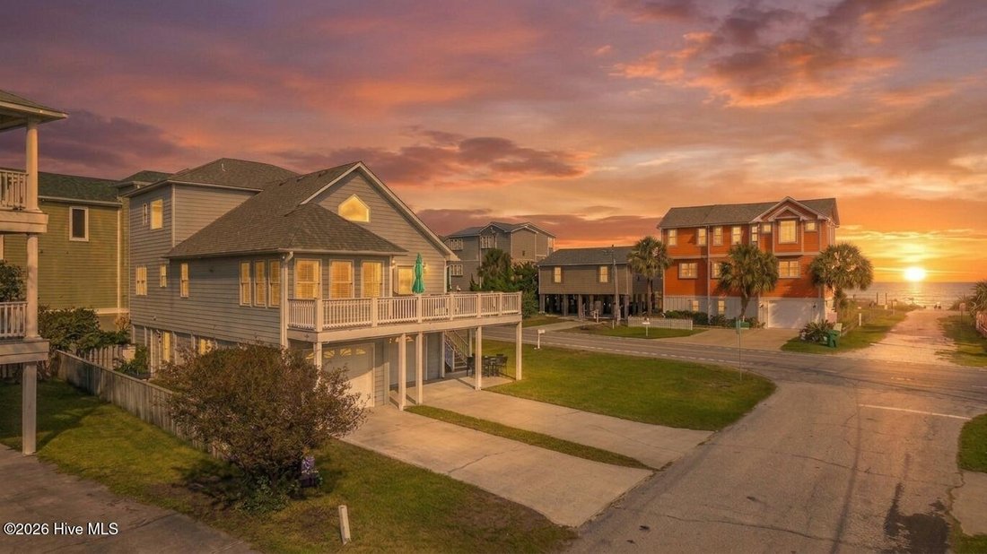 House in Kure Beach, North Carolina, United States 1 - 19172820