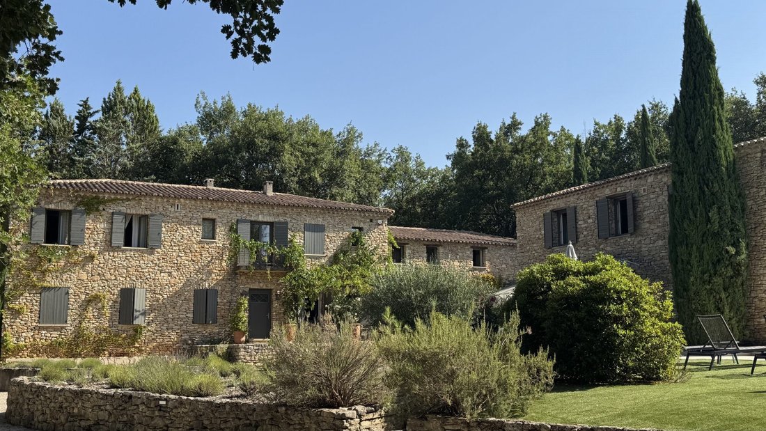 Maison à Gordes, Provence-Alpes-Côte d'Azur, France 2 - 19187637