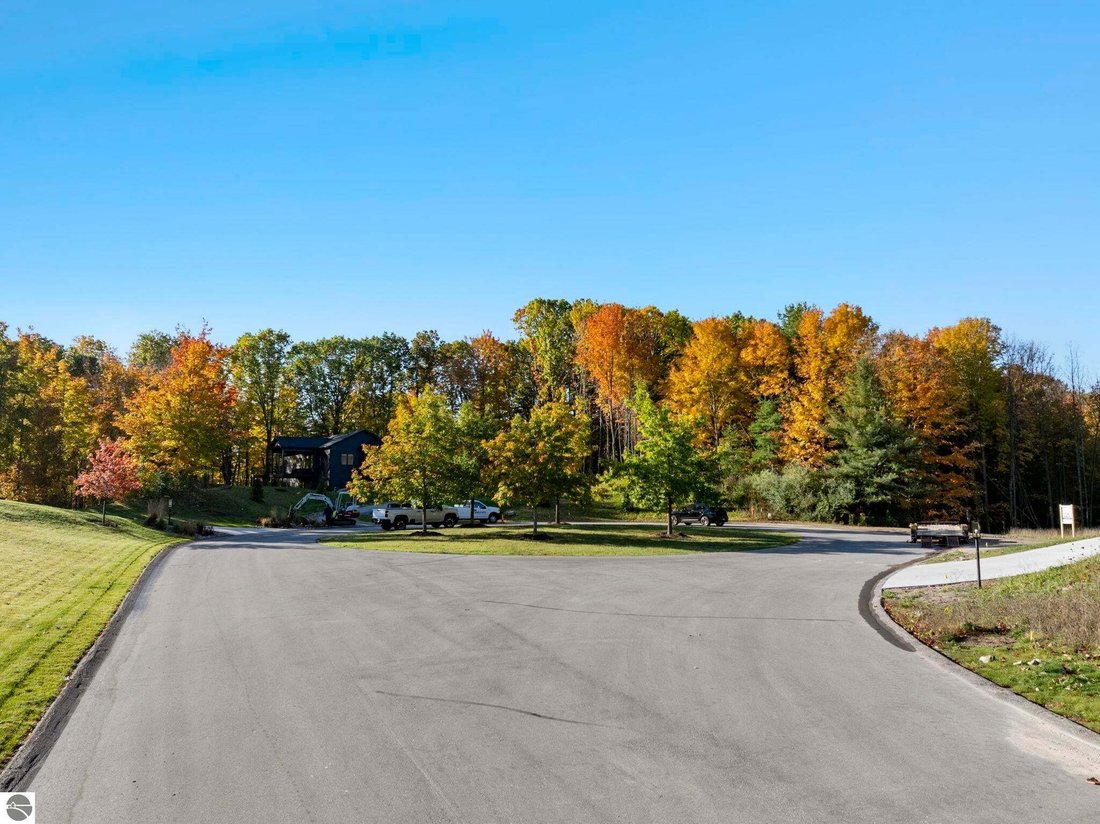 House in Garfield Township, Michigan, United States 5 - 19184479