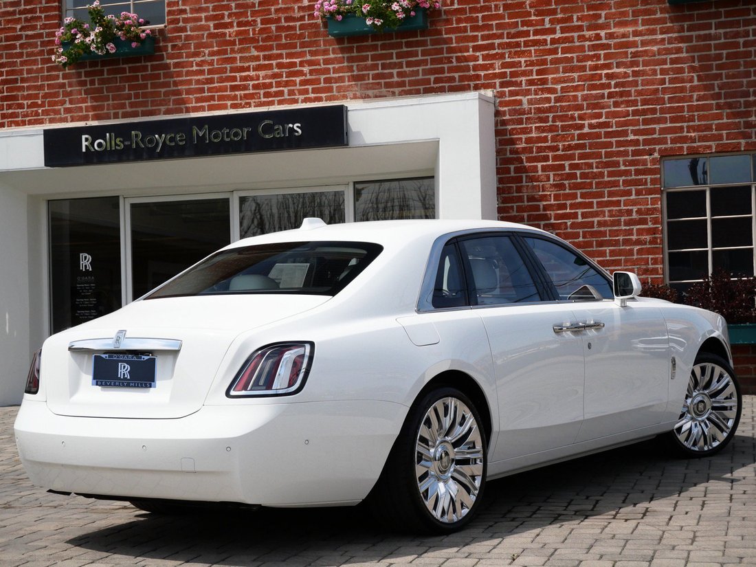 Sedan in Beverly Hills, CA, United States 2 - 19188500