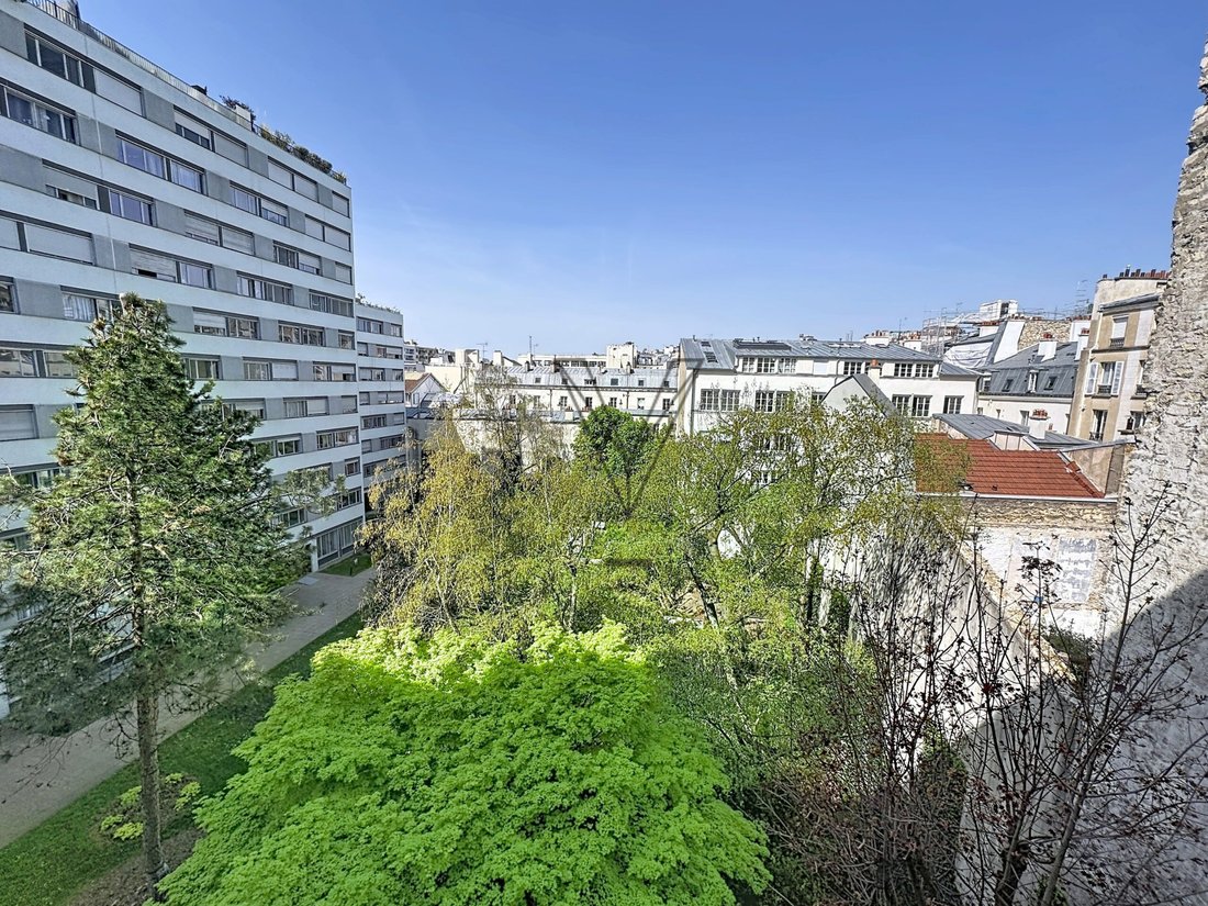 Apartment in Léon-Blum Folie-Regnault, Paris 11e Arrondissement, Paris 1 - 19186035