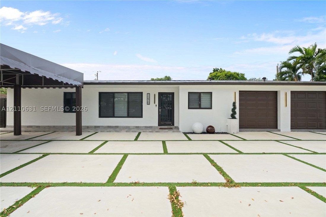 House in Hialeah, Florida, United States 1 - 19185083