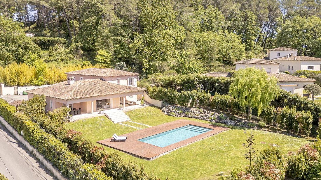 Villa in Valbonne, Provence-Alpes-Côte d'Azur, France 1 - 19187623