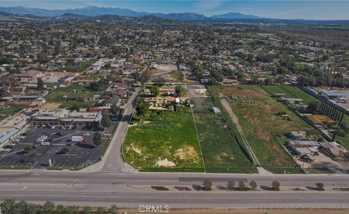 Jurupa Valley, California, United States 1