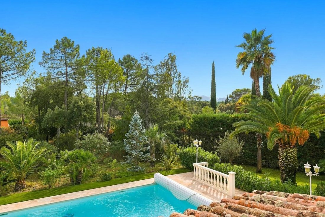 Casa en La Bouverie, Roquebrune-sur-Argens, Francia 3 - 19186266