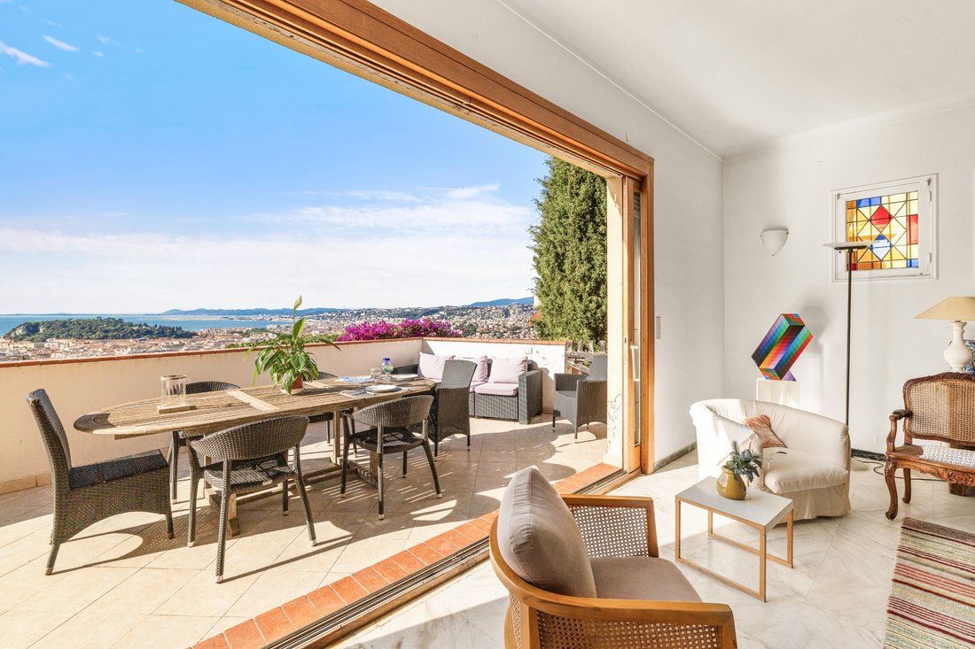 Casa en Niza, Provenza-Alpes-Costa Azul, Francia 2 - 19187246