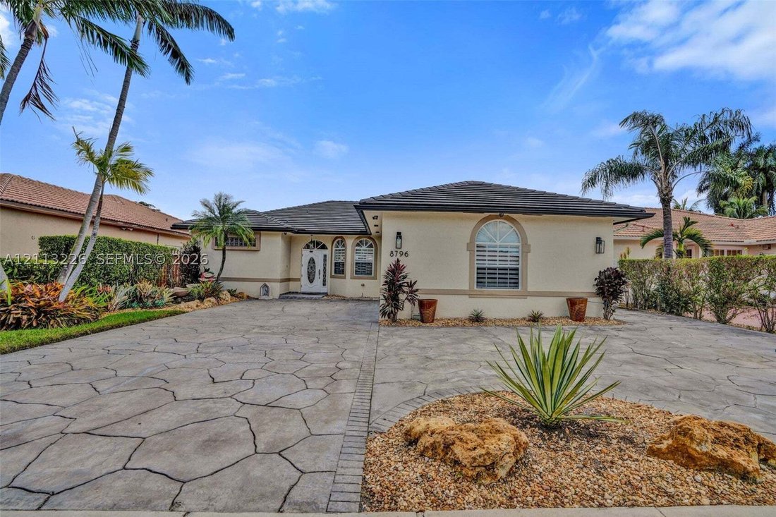 House in Miami Lakes, Florida, United States 3 - 19185088