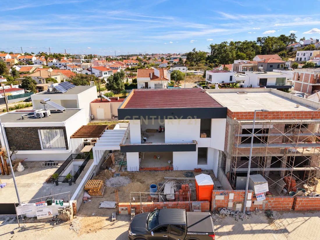 Villa in Charneca de Caparica und Sobreda, Setúbal Municipality, Portugal 2 - 18707134