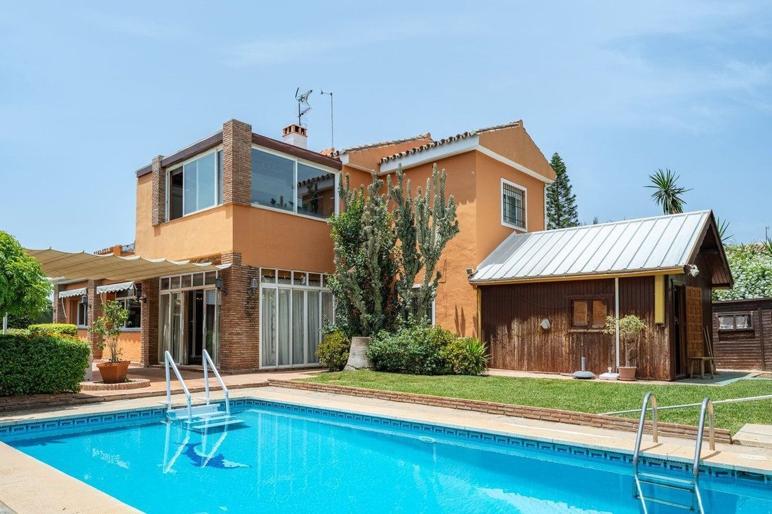 Villa in San Pedro de Alcántara, Andalusien, Spanien 1 - 19185867