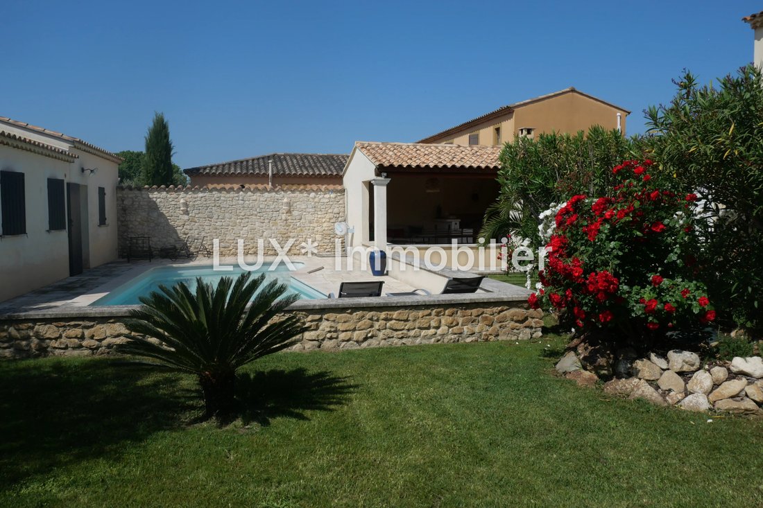 Casa de Campo en Maillane, Provenza-Alpes-Costa Azul, Francia 3 - 19185976