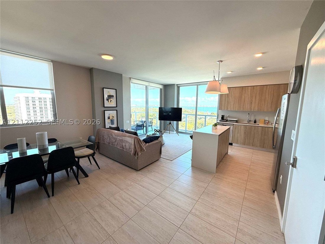 Condo in Miami, Florida, United States 3 - 19185137