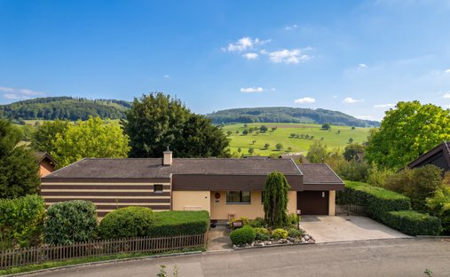 House in Zuzgen, Aargau, Switzerland 1