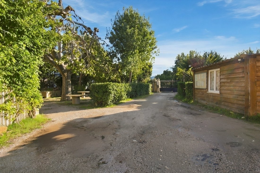 Maison à Ganteaume, Aubagne, France 2 - 19188300