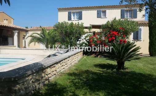 Casa de Campo en Maillane, Provenza-Alpes-Costa Azul, Francia 1