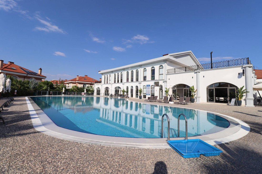 Villa in Döşemealtı, Antalya, Turkey 2 - 19184897