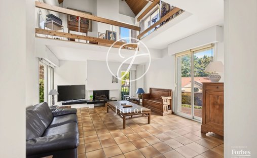 Haus in Saint-Cloud, Île-de-France, Frankreich 1