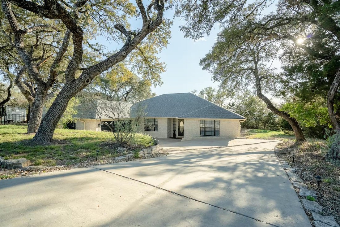 House in Jonestown, Texas, United States 2 - 19185304