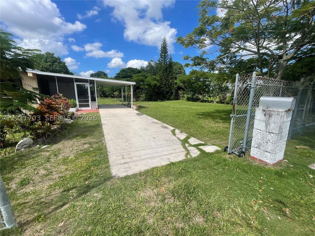 House in Miami, Florida, United States 1 - 19185147