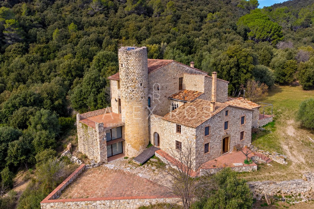 Château à Amer, Catalogne, Espagne 2 - 19185102
