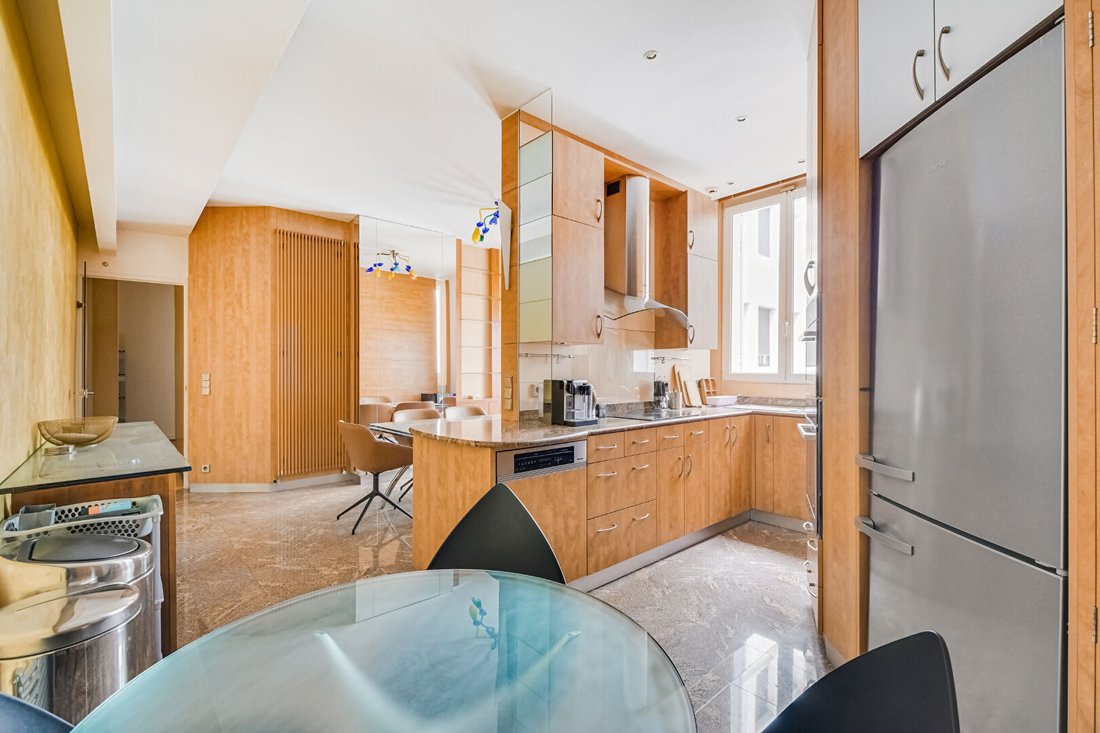 Apartment in Saint Philippe du Roule, Paris 8e Arrondissement, Paris 5 - 19188285