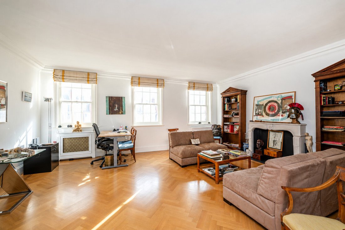 Appartamento a Mayfair, Westminster, Inghilterra 2 - 19188012