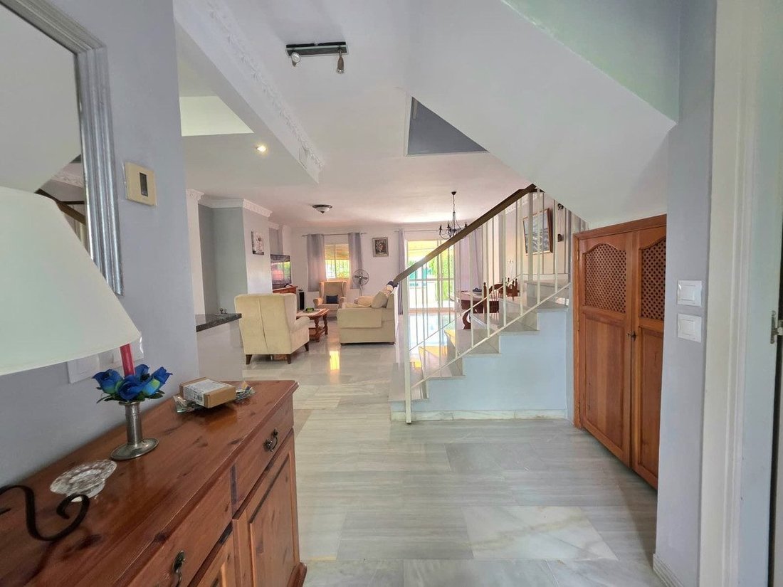 Townhouse in Nueva Andalucia, Marbella, Spain 2 - 19186517