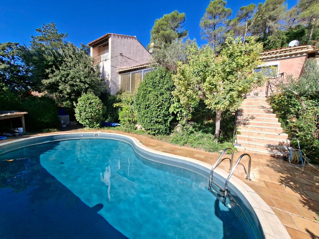 Casa en Montfort-sur-Argens, Provenza-Alpes-Costa Azul, Francia 2 - 19189095