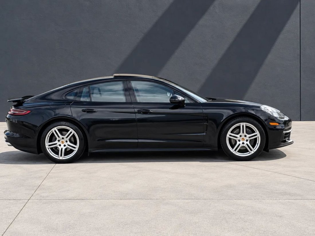 Sedan in Hollywood, FL, United States 2 - 19187066
