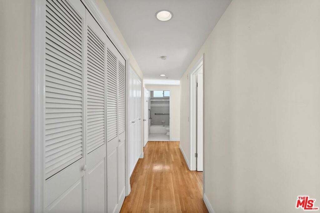 Appartement à Los Angeles, Californie, États-Unis 4 - 19185260