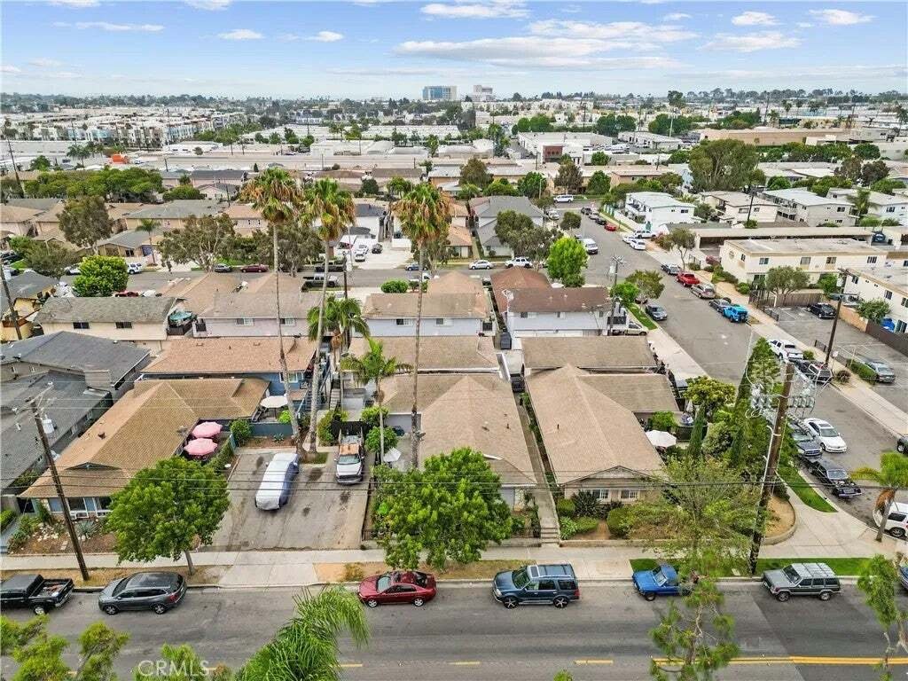 Autres à Costa Mesa, Californie, États-Unis 2 - 19185629
