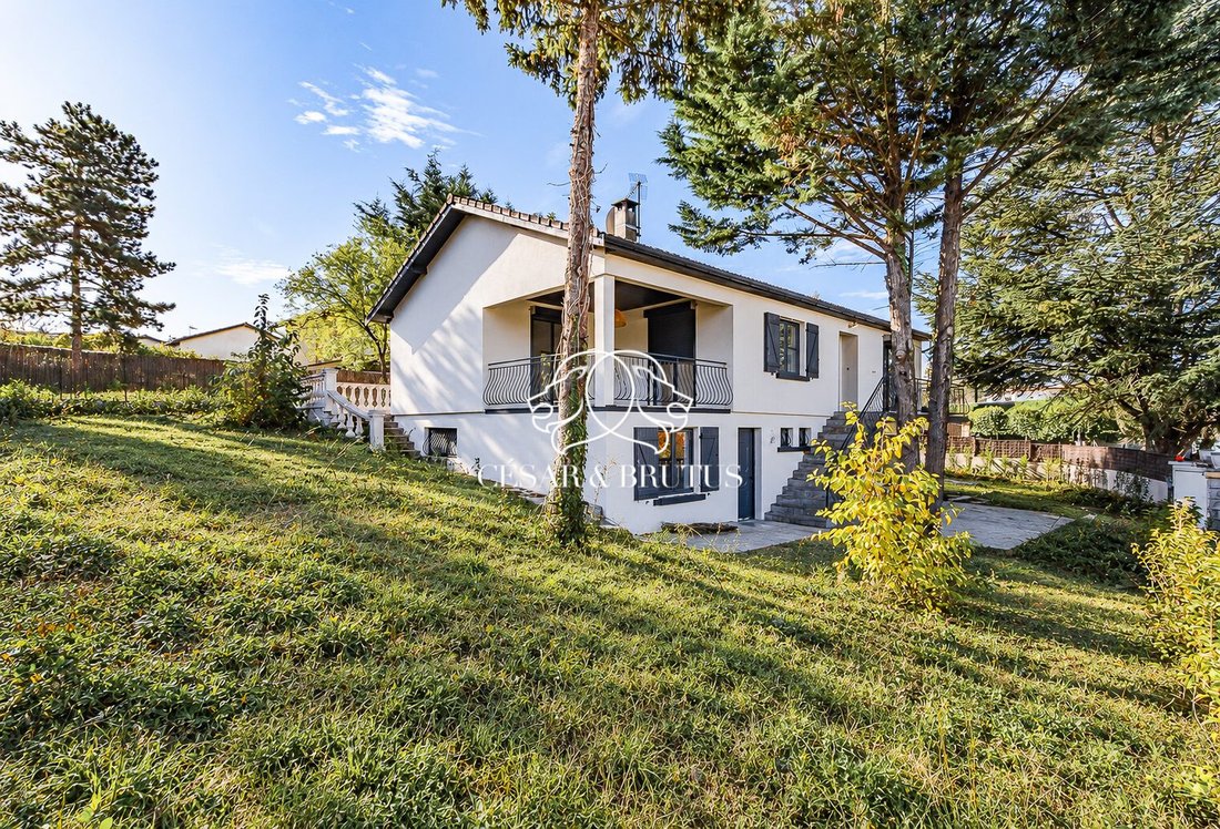 Maison à Champagne-au-Mont-d'Or, Auvergne-Rhône-Alpes, France 1 - 19187536