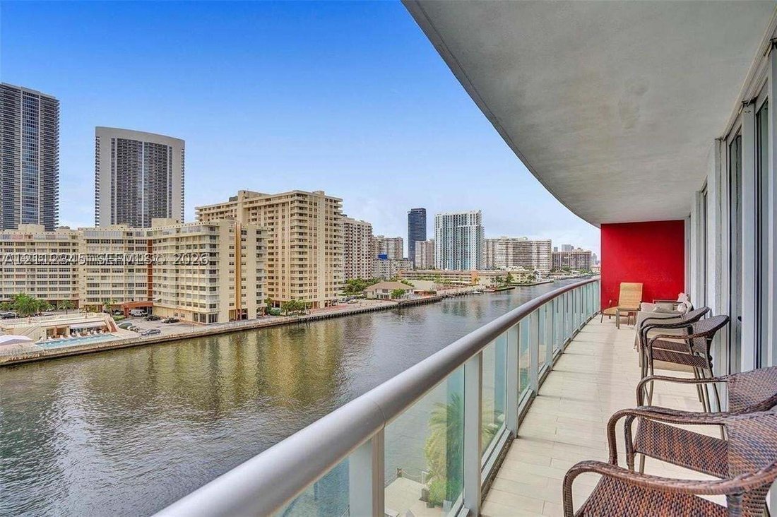 Appartement à Hallandale Beach, Floride, États-Unis 2 - 19185142
