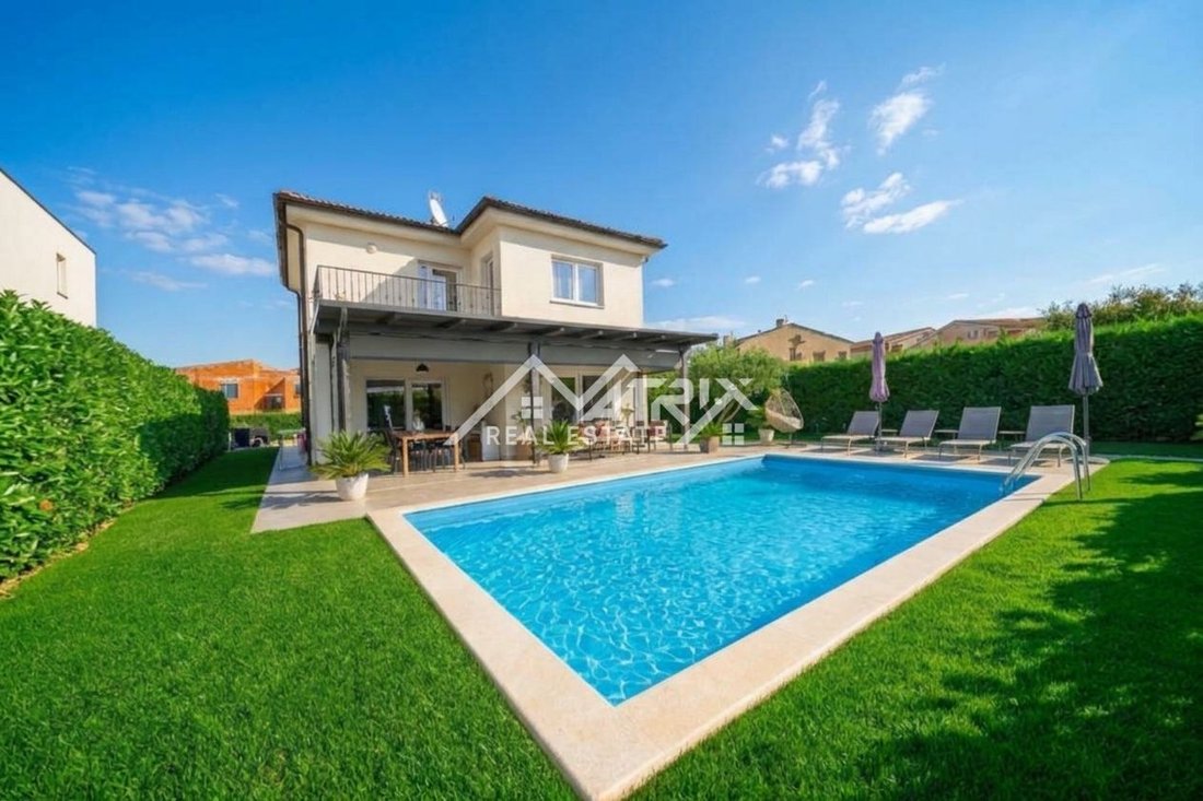 Casa en Poreč, Istria, Croacia 1 - 19186070
