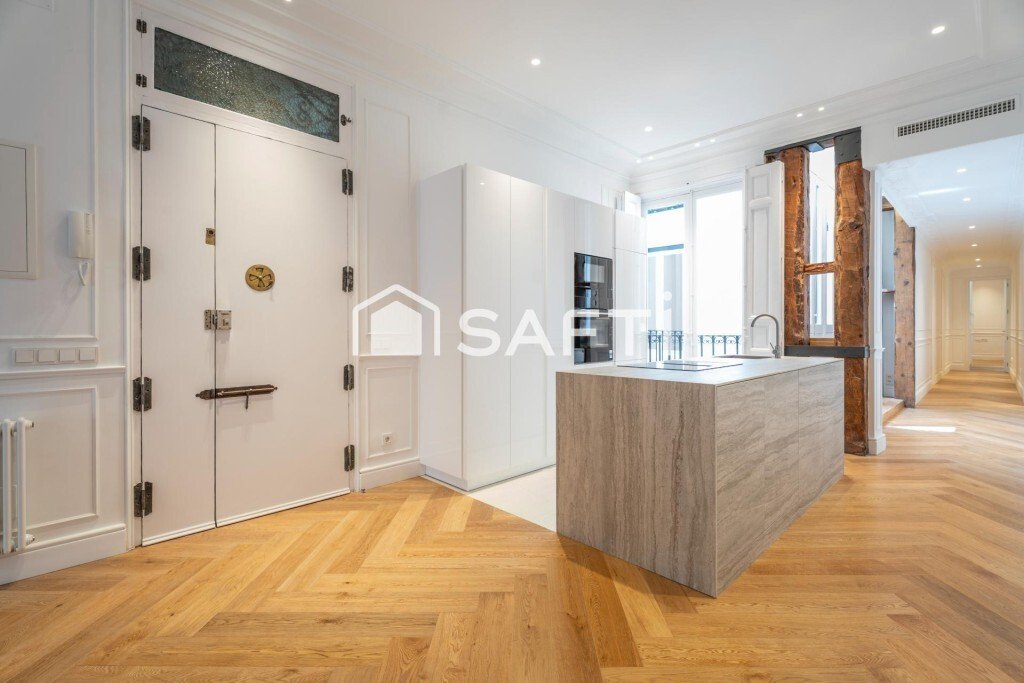 Apartamento en Tetuán, Madrid, España 1 - 19188475