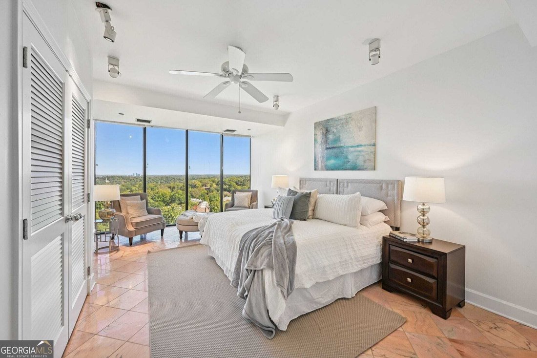 Condo in Atlanta, Georgia, United States 3 - 19185281