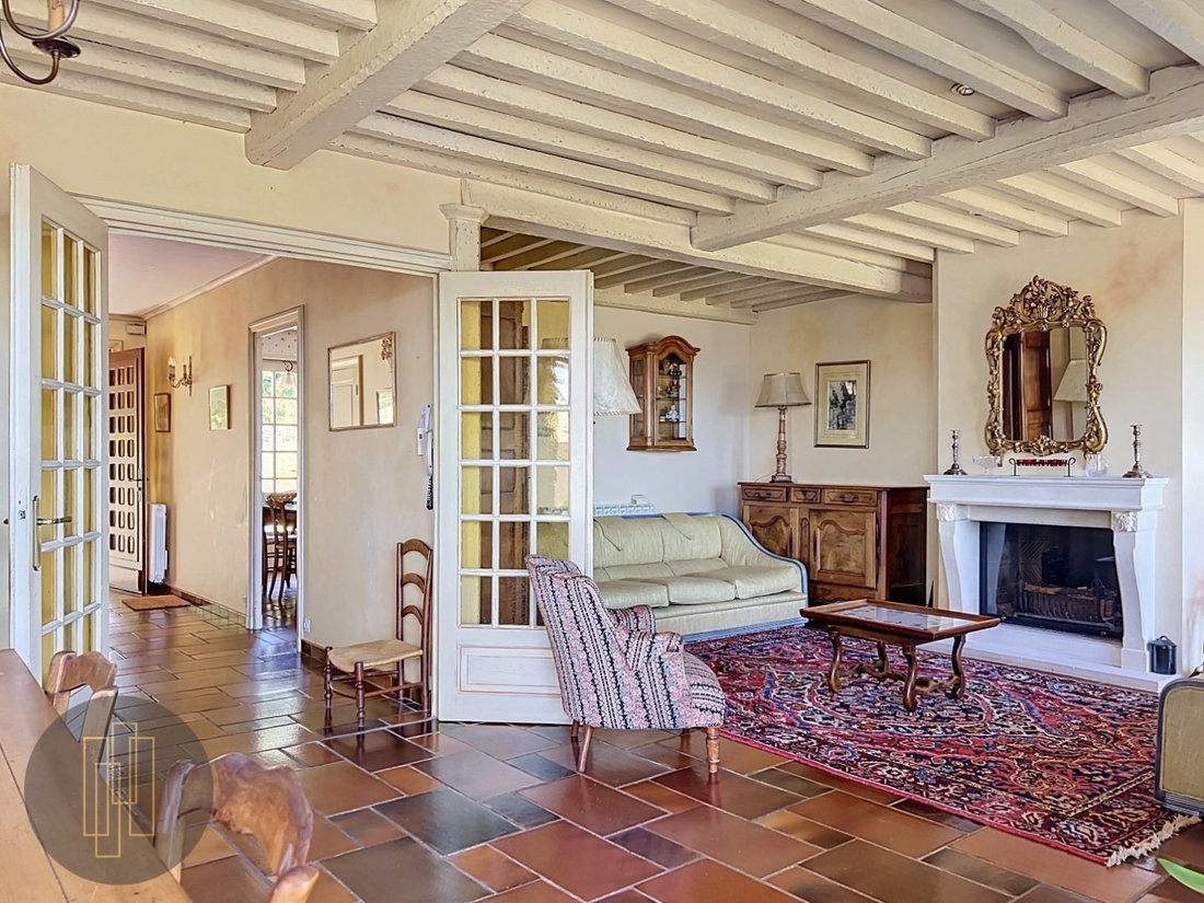 House in Saint-Jean-des-Vignes, Auvergne-Rhône-Alpes, France 2 - 19141106
