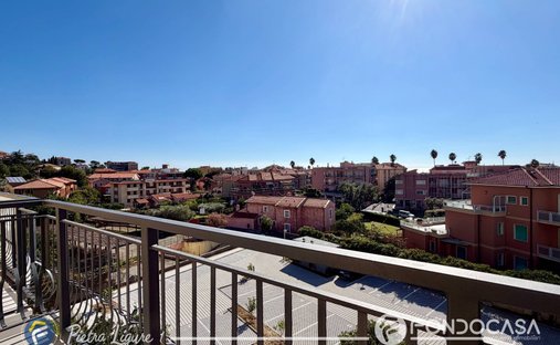 Wohnung in Borgio Verezzi, Ligurien, Italien 1