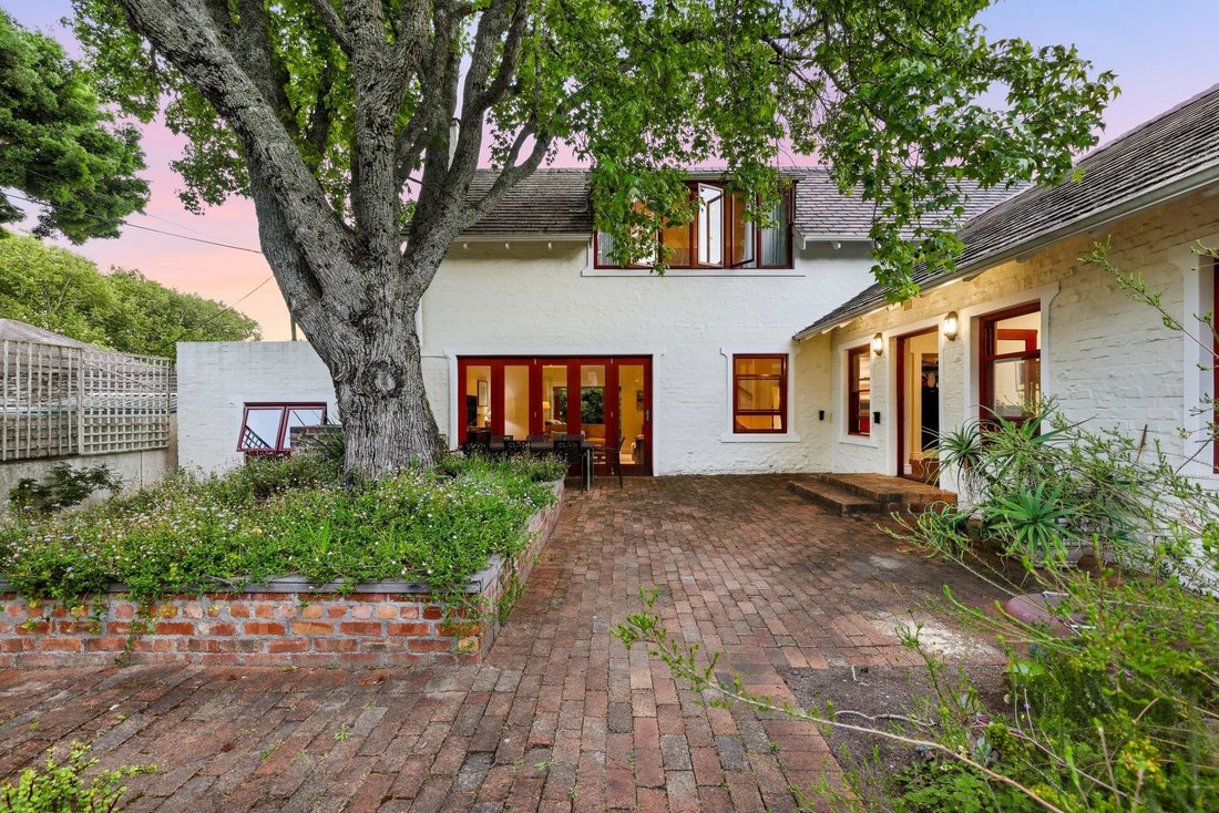 House in Newlands, Southern Suburbs, Cape Town 1 - 19171491