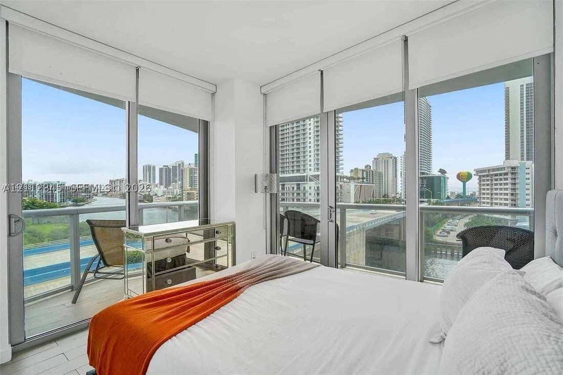 Appartement à Hallandale Beach, Floride, États-Unis 1 - 19185142
