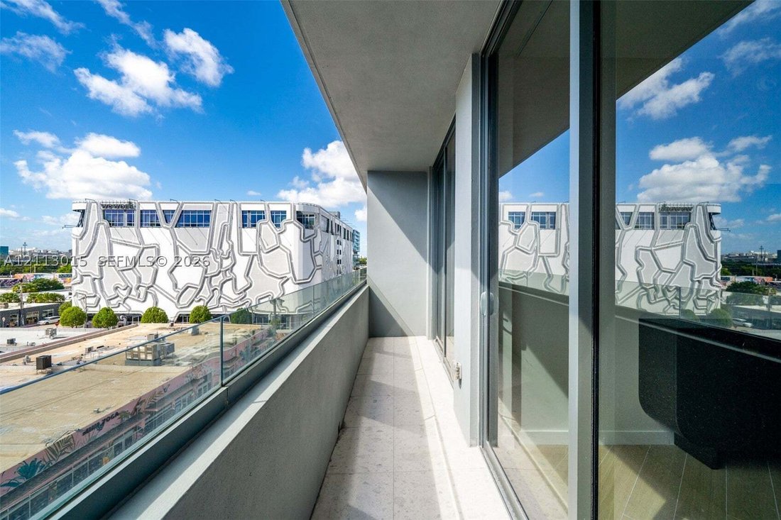 Condo in Miami, Florida, United States 2 - 19185123