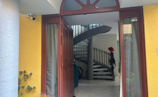 Stadthaus in Santa Catarina Yecahuitzotl, Mexiko-Stadt, Mexiko 1