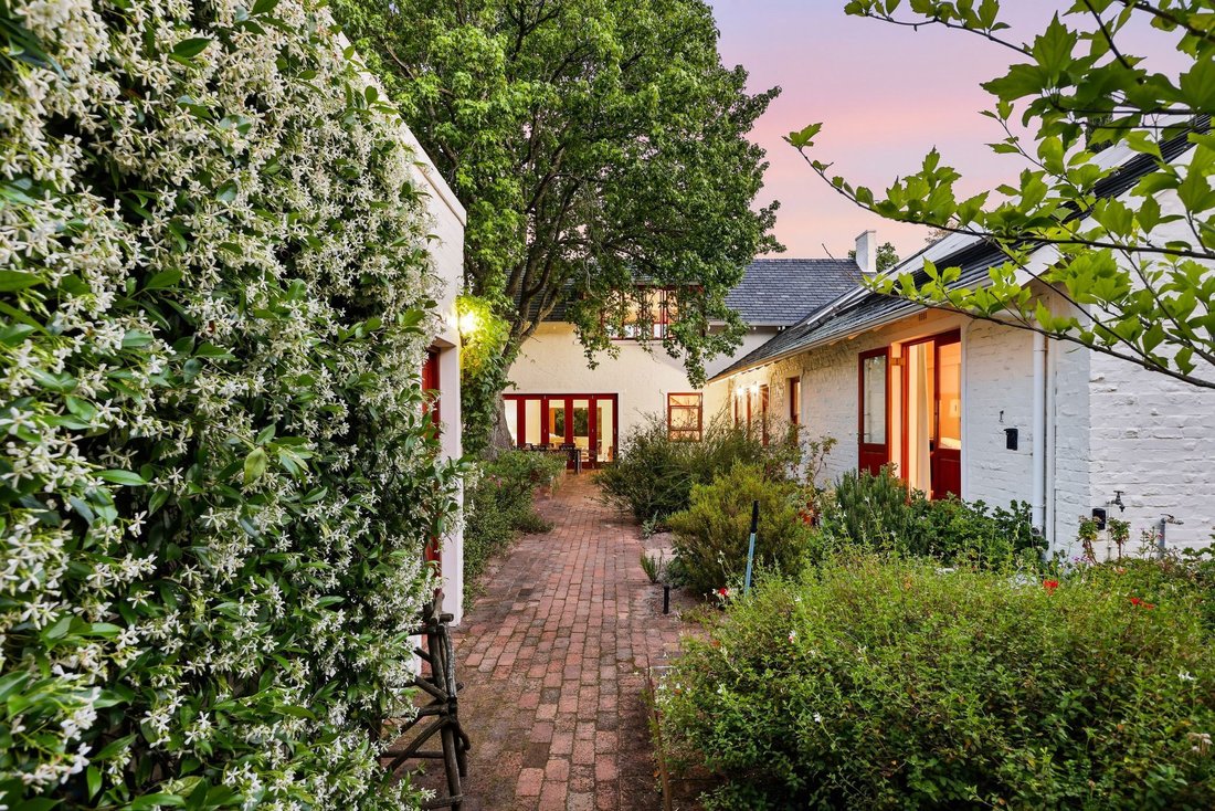 House in Newlands, Southern Suburbs, Cape Town 2 - 19171491