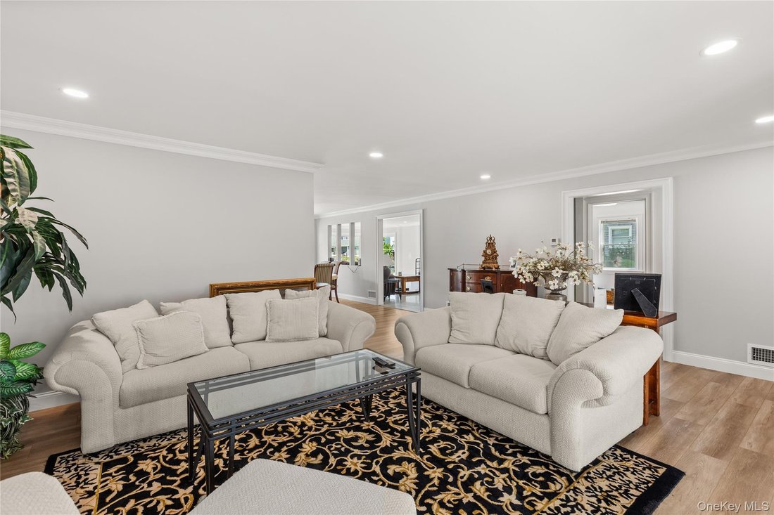 Casa en West Islip, Nueva York, Estados Unidos 4 - 19185399
