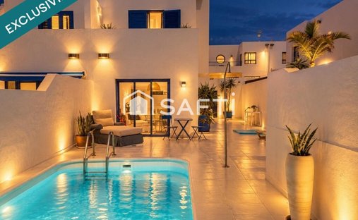 Casa en Playa Blanca, Yaiza, España 1