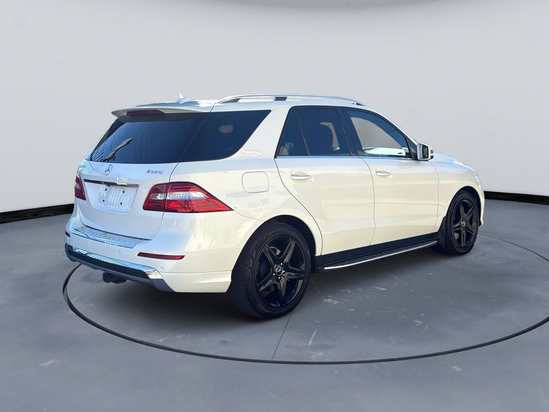 Suv in North Hollywood, CA, United States 5 - 16927015