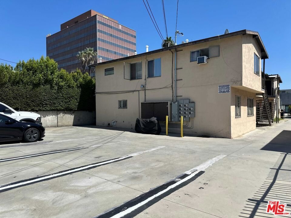 Los Angeles, California, United States 5 - 19185297