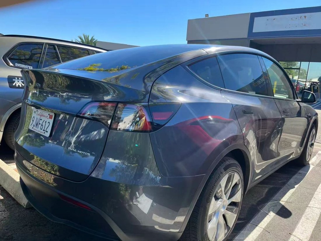 Suv in Costa Mesa, CA, United States 2 - 19186706