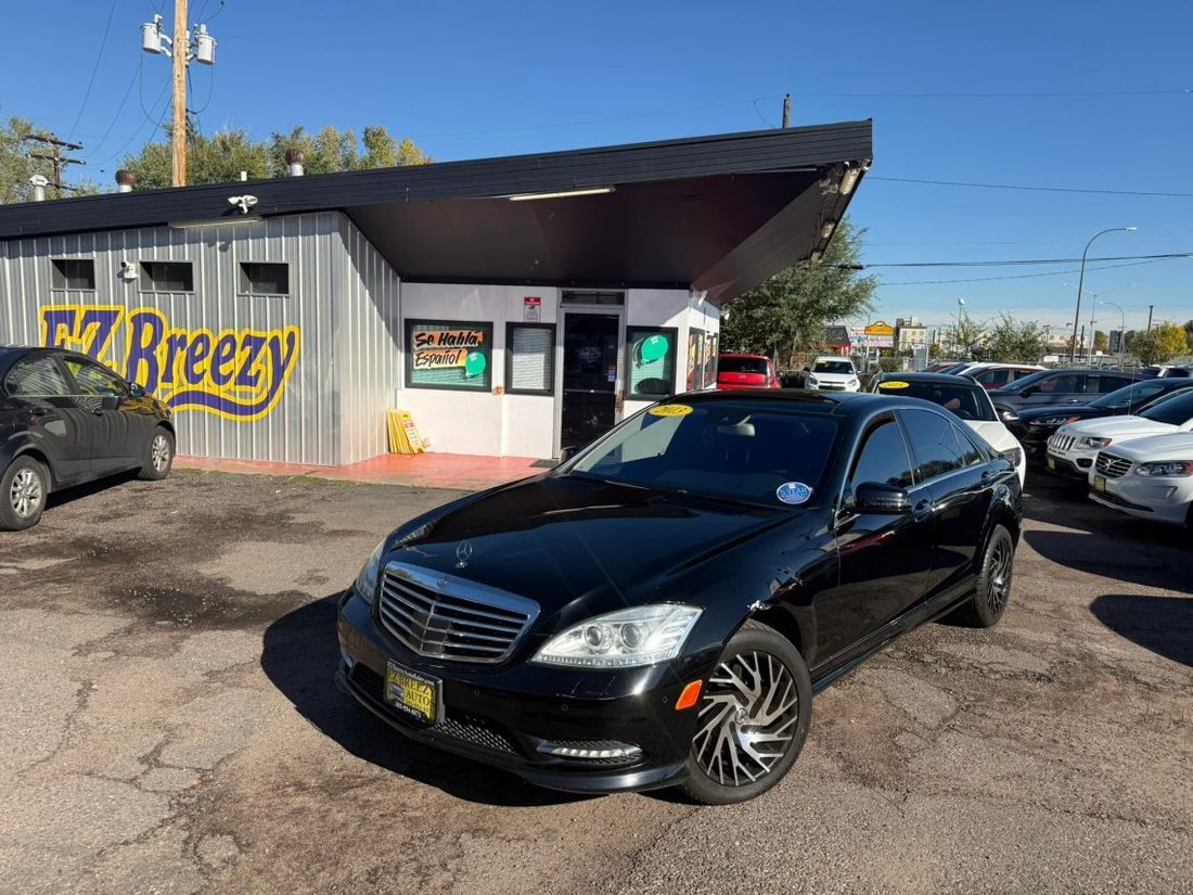 Sedan in Lakewood, CO, United States 1 - 19186982