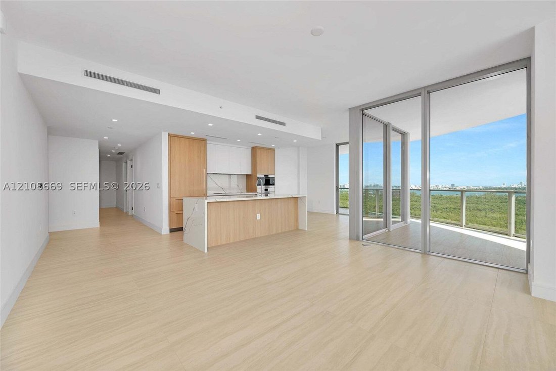 Condo in North Miami Beach, Florida, United States 4 - 19185184