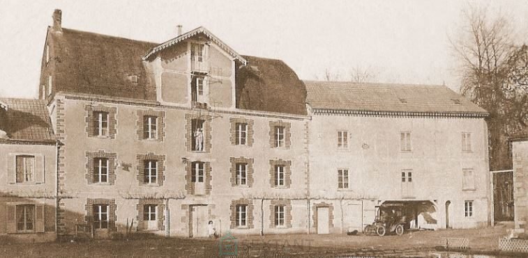 Centre Est, Provins, France 3 - 19186487